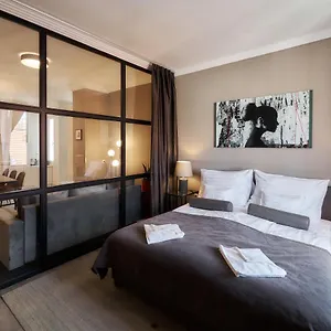 https://amazing-design-apartment-dohny-str.inbudapesthotels.com